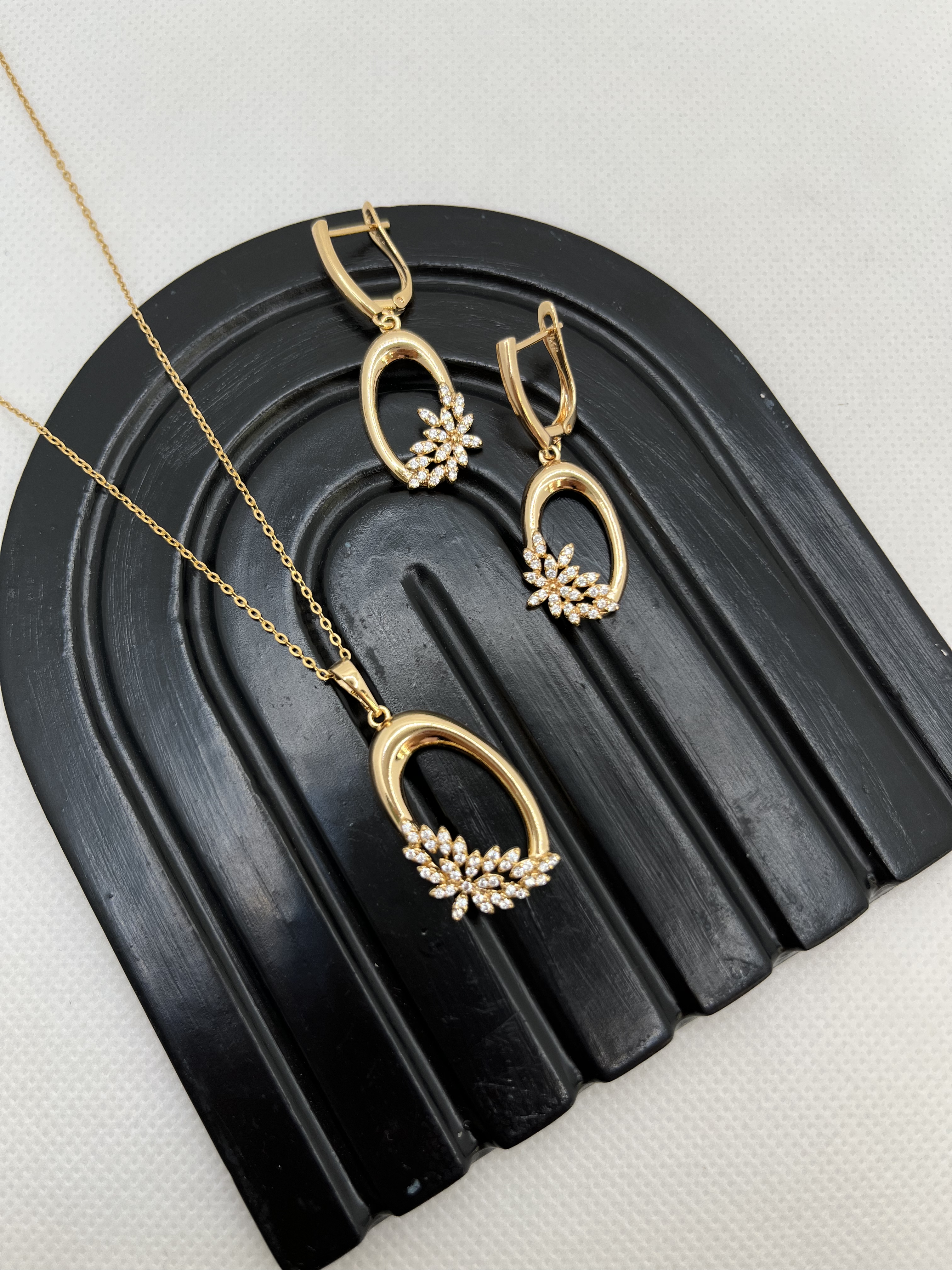 نیمست طرح گل برند ژوپینگ